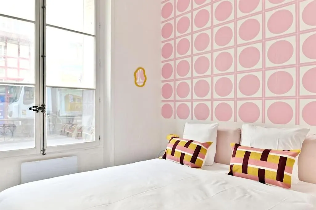 Studio Central Proche Vaugirard - II Paris 0*,